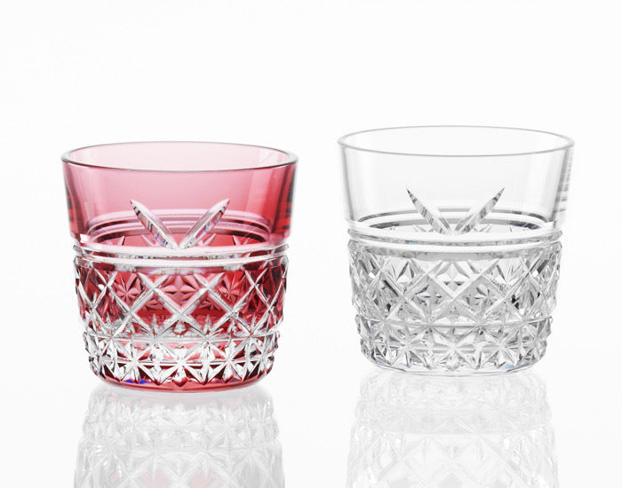 Ein Paar Sake-Gläser, Edo Kiriko „Yui“